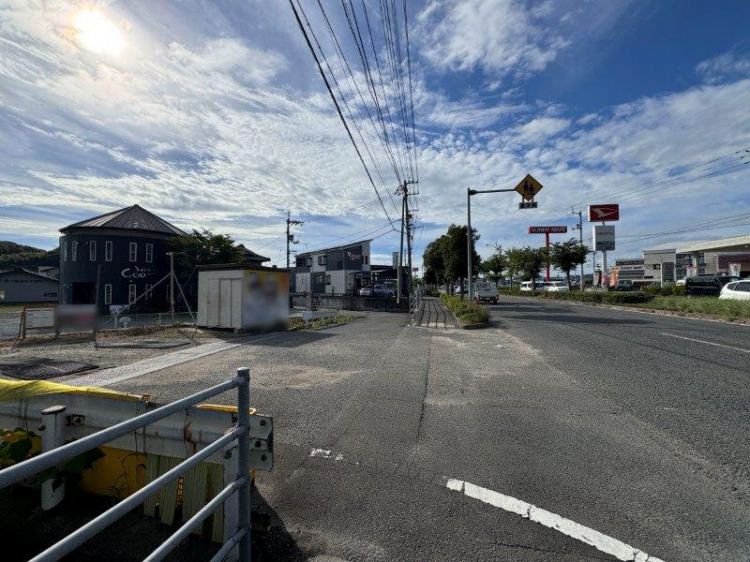 前面道路含む現地写真