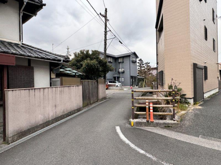 前面道路含む現地写真
