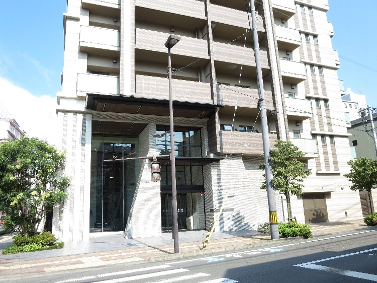 正面入り口